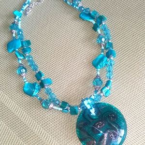 🌸 Chunky pacific turquoise amulet necklace
